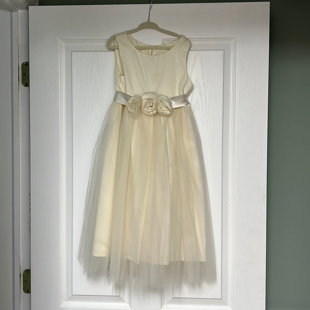 Gorgeous Flower Girl Dress - cream  - pearl buttons w/ ribbon & flower sash
